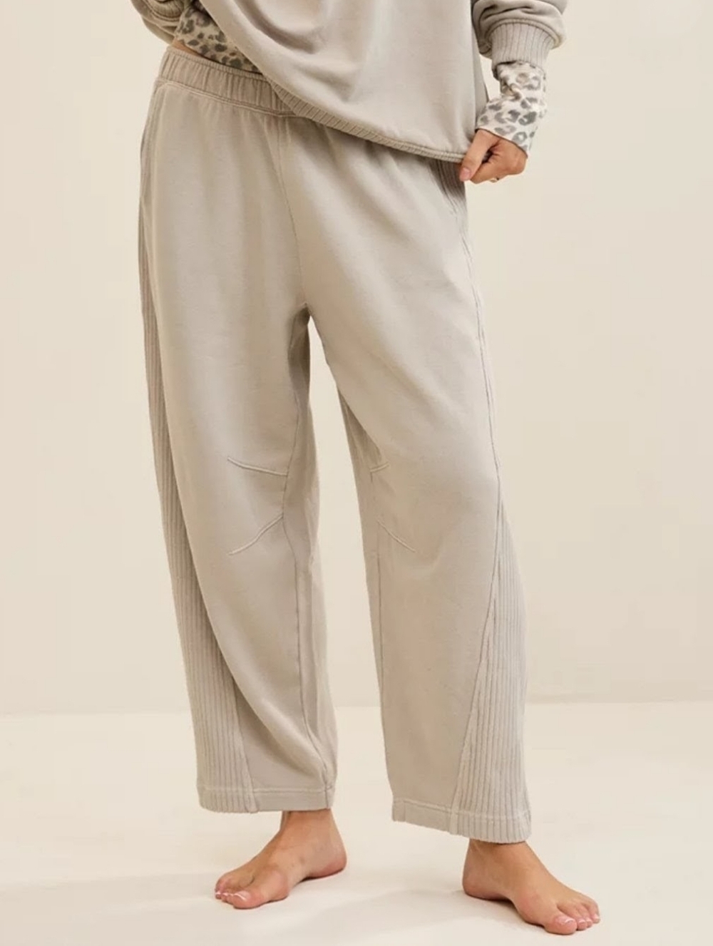 Aerie Oh Snap! Barrel Sweatpants Size Small Long